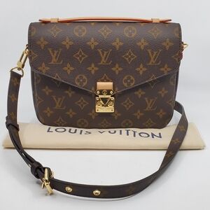Louis Vuitton Monogram Pochette Metis
